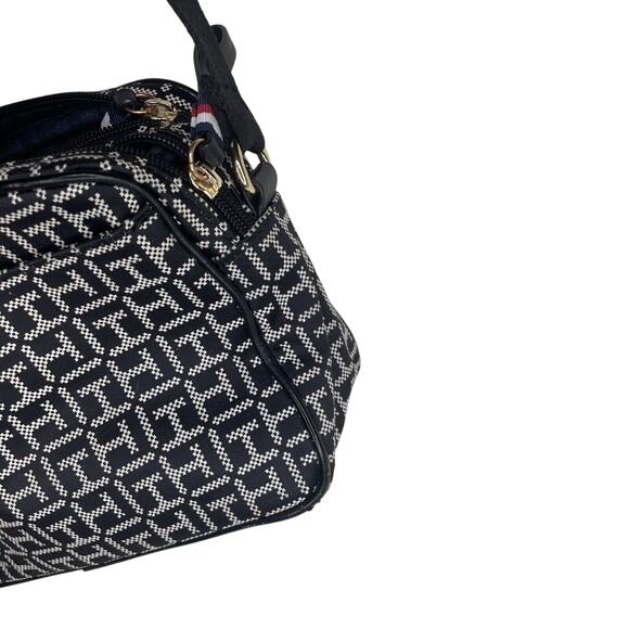 Tommy Hilfiger Shoulder Strap TH Logo Purse - Picture 7 of 10